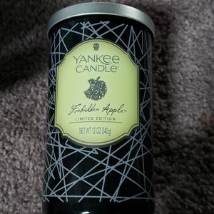 Yankee Candle - Forbidden Apple